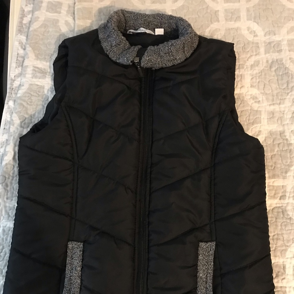 Black & Grey puffer vest